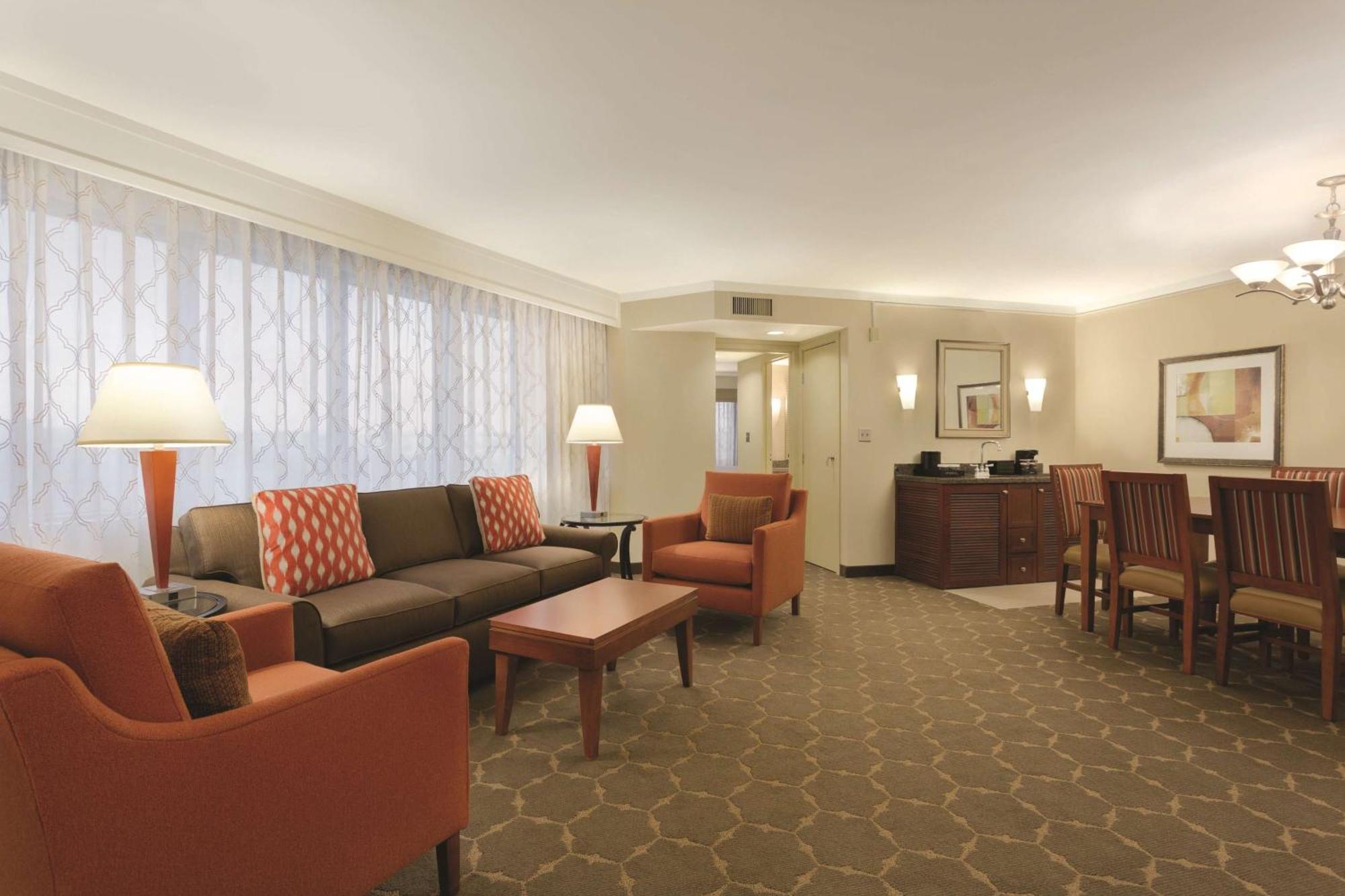 Embassy Suites Denver Tech Center Сентенниал Экстерьер фото