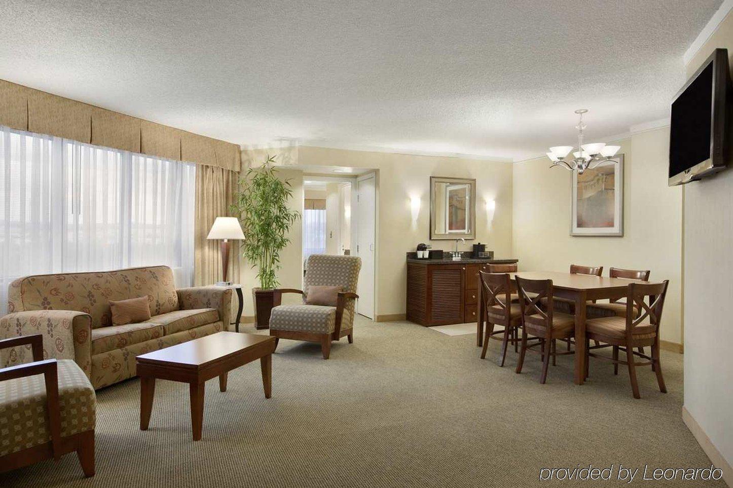 Embassy Suites Denver Tech Center Сентенниал Номер фото