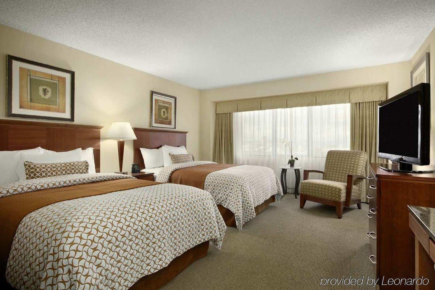 Embassy Suites Denver Tech Center Сентенниал Экстерьер фото